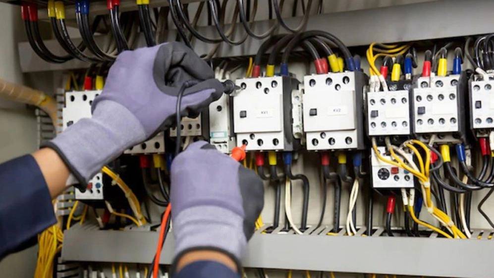 لوازم برق صنعتی لوازم برق صنعتی